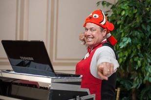 DJ Steve Bishop Takes Over Senior Prom